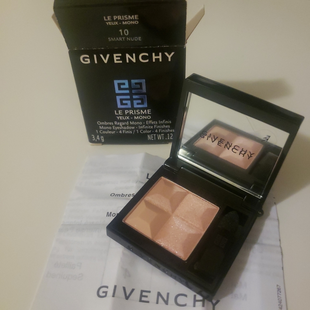 Givenchy Le Prisme Eyeshadow #10 smart nude